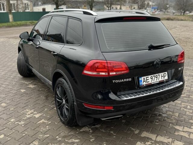 Черный Фольксваген Туарег, объемом двигателя 2.97 л и пробегом 157 тыс. км за 24500 $, фото 5 на Automoto.ua