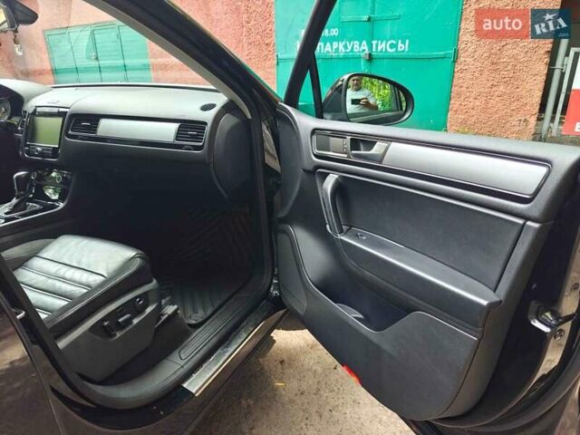 Чорний Фольксваген Туарег, об'ємом двигуна 2.97 л та пробігом 292 тис. км за 22500 $, фото 18 на Automoto.ua