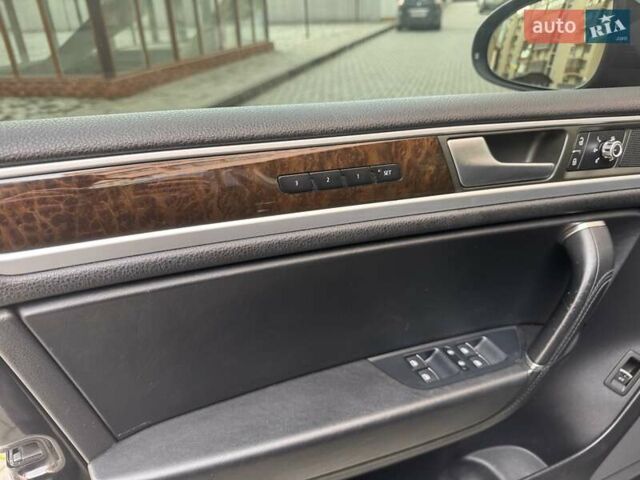 Фольксваген Туарег 2013 в Черновцах на Automoto.ua Черный Фольксваген Туарег, объемом двигателя 2.97 л и пробегом 250 тыс. км за 19900 $, фото 27 на Automoto.ua
