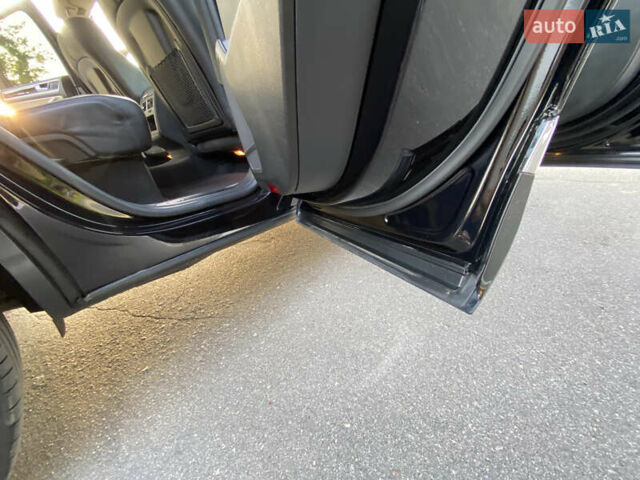 Черный Фольксваген Туарег, объемом двигателя 2.97 л и пробегом 185 тыс. км за 22999 $, фото 62 на Automoto.ua