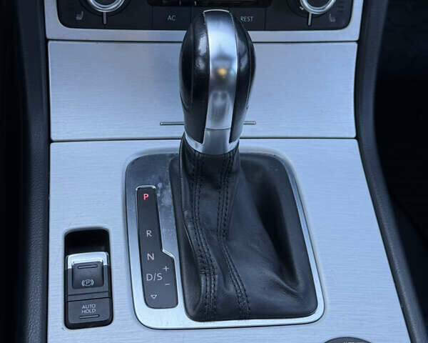 Фольксваген Туарег 2013 в Черновцах на Automoto.ua Черный Фольксваген Туарег, объемом двигателя 2.97 л и пробегом 276 тыс. км за 18900 $, фото 66 на Automoto.ua