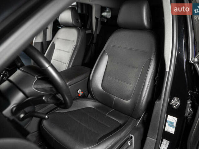 Чорний Фольксваген Туарег, об'ємом двигуна 2.97 л та пробігом 163 тис. км за 21900 $, фото 28 на Automoto.ua