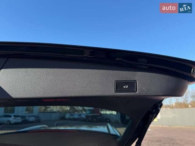 Черный Фольксваген Туарег, объемом двигателя 2.97 л и пробегом 298 тыс. км за 20799 $, фото 17 на Automoto.ua