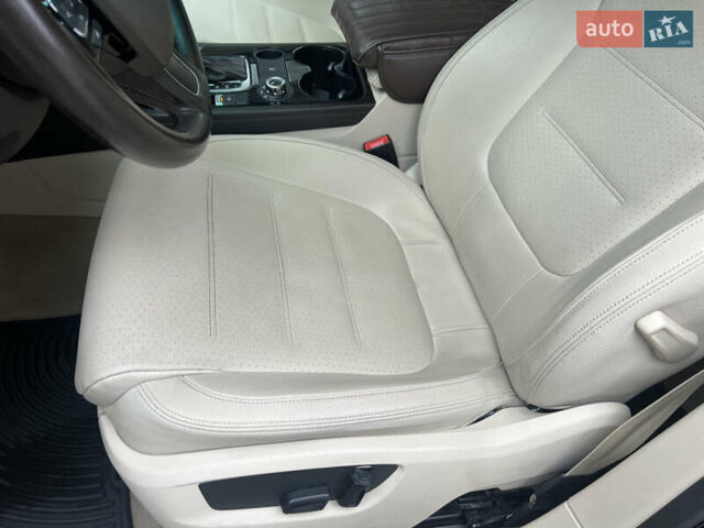 Черный Фольксваген Туарег, объемом двигателя 2.97 л и пробегом 210 тыс. км за 19500 $, фото 9 на Automoto.ua