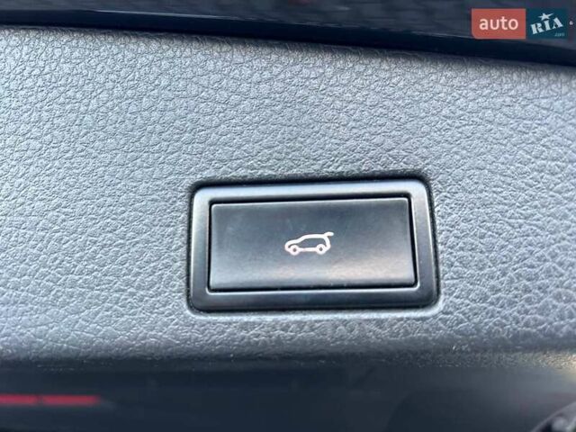 Черный Фольксваген Туарег, объемом двигателя 2.97 л и пробегом 259 тыс. км за 15900 $, фото 10 на Automoto.ua