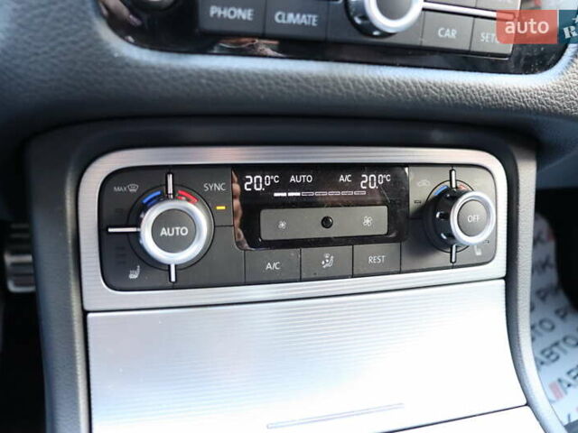 Черный Фольксваген Туарег, объемом двигателя 3 л и пробегом 142 тыс. км за 22900 $, фото 31 на Automoto.ua