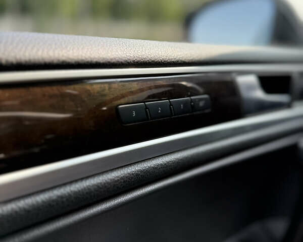 Черный Фольксваген Туарег, объемом двигателя 2.97 л и пробегом 240 тыс. км за 21500 $, фото 8 на Automoto.ua