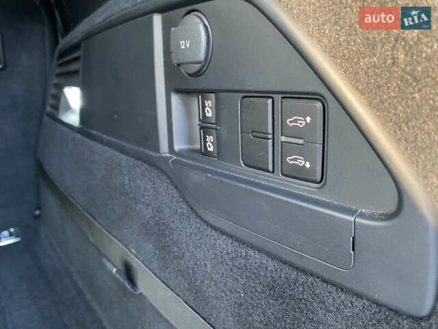 Черный Фольксваген Туарег, объемом двигателя 2.97 л и пробегом 185 тыс. км за 22999 $, фото 67 на Automoto.ua