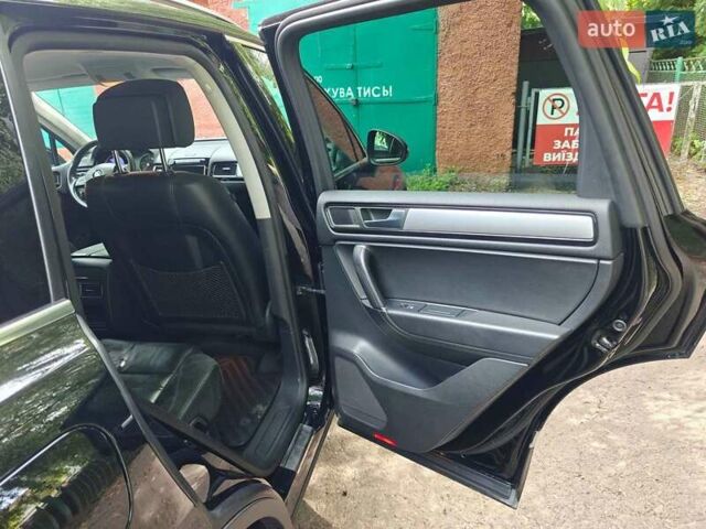 Чорний Фольксваген Туарег, об'ємом двигуна 2.97 л та пробігом 292 тис. км за 22500 $, фото 15 на Automoto.ua
