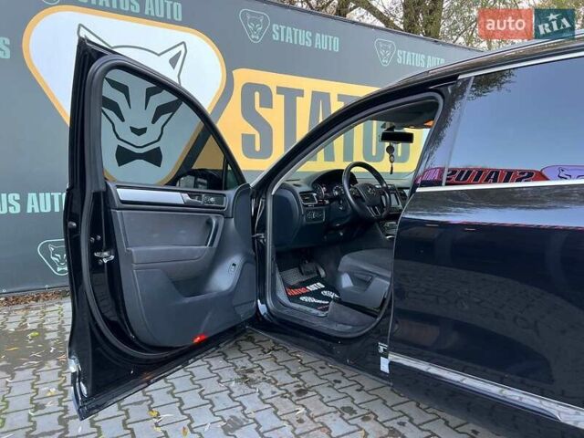 Черный Фольксваген Туарег, объемом двигателя 2.97 л и пробегом 259 тыс. км за 15900 $, фото 11 на Automoto.ua