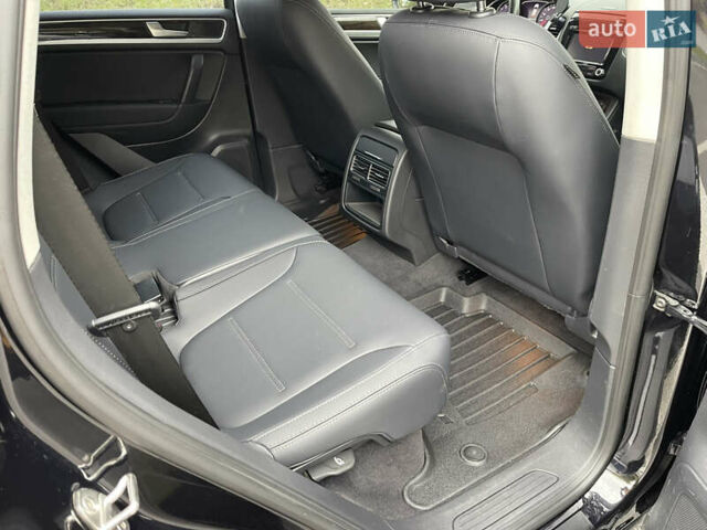 Фольксваген Туарег 2013 у Києві на Automoto.ua Чорний Фольксваген Туарег, об'ємом двигуна 2.97 л та пробігом 244 тис. км за 19200 $, фото 14 на Automoto.ua