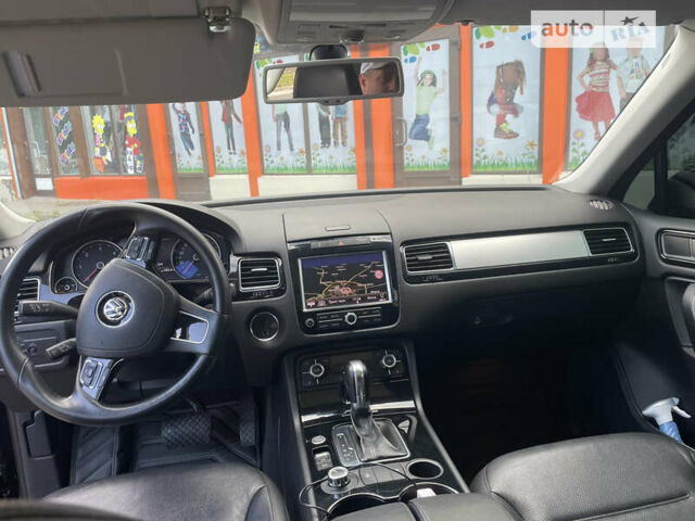 Черный Фольксваген Туарег, объемом двигателя 2.97 л и пробегом 320 тыс. км за 21000 $, фото 9 на Automoto.ua