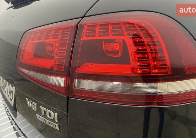 Черный Фольксваген Туарег, объемом двигателя 2.97 л и пробегом 348 тыс. км за 19500 $, фото 20 на Automoto.ua