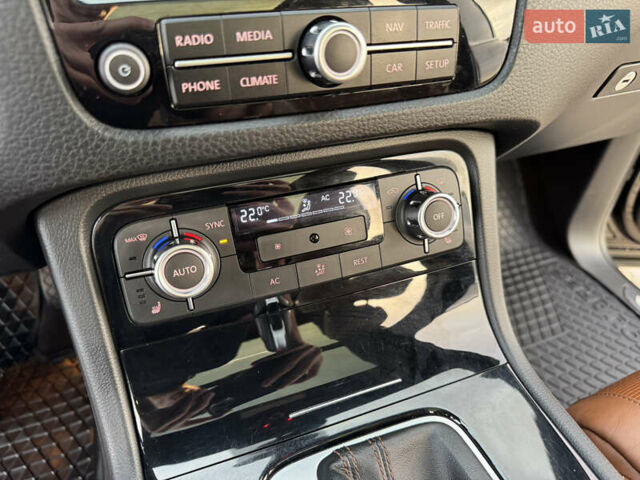 Черный Фольксваген Туарег, объемом двигателя 3 л и пробегом 275 тыс. км за 20999 $, фото 23 на Automoto.ua