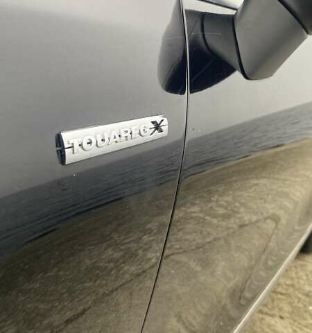 Черный Фольксваген Туарег, объемом двигателя 2.97 л и пробегом 348 тыс. км за 19500 $, фото 64 на Automoto.ua