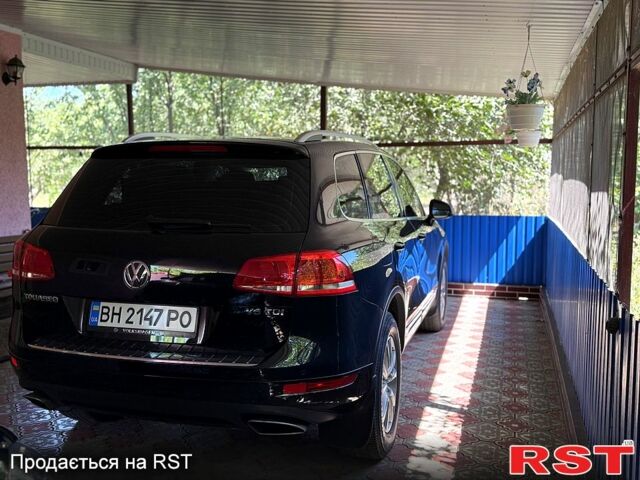 Черный Фольксваген Туарег, объемом двигателя 3 л и пробегом 199 тыс. км за 19800 $, фото 4 на Automoto.ua