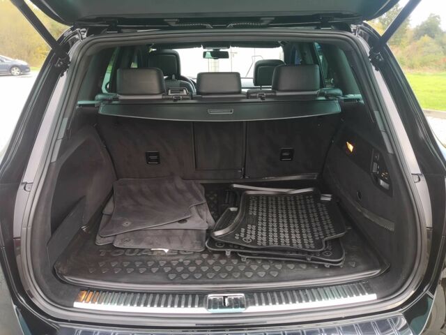 Черный Фольксваген Туарег, объемом двигателя 4.2 л и пробегом 89 тыс. км за 8700 $, фото 12 на Automoto.ua