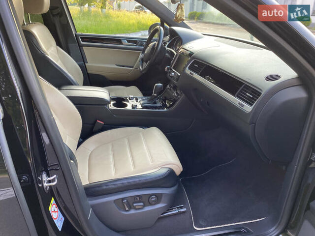 Черный Фольксваген Туарег, объемом двигателя 2.97 л и пробегом 185 тыс. км за 22999 $, фото 37 на Automoto.ua