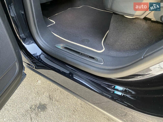 Черный Фольксваген Туарег, объемом двигателя 2.97 л и пробегом 185 тыс. км за 22999 $, фото 43 на Automoto.ua