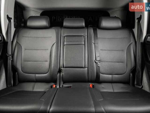 Чорний Фольксваген Туарег, об'ємом двигуна 2.97 л та пробігом 163 тис. км за 21900 $, фото 32 на Automoto.ua