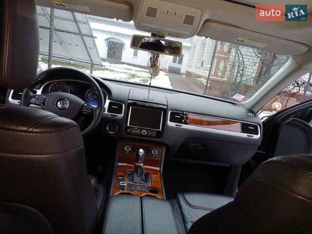 Черный Фольксваген Туарег, объемом двигателя 3.6 л и пробегом 146 тыс. км за 18000 $, фото 7 на Automoto.ua