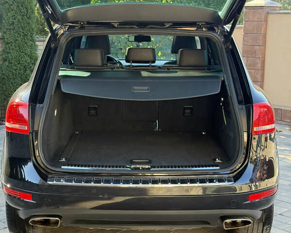 Фольксваген Туарег 2013 в Черновцах на Automoto.ua Черный Фольксваген Туарег, объемом двигателя 2.97 л и пробегом 276 тыс. км за 18900 $, фото 60 на Automoto.ua