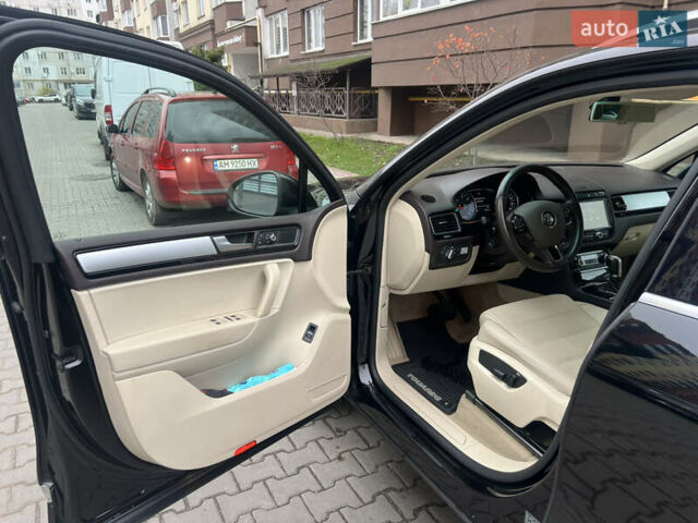 Черный Фольксваген Туарег, объемом двигателя 2.97 л и пробегом 210 тыс. км за 19500 $, фото 12 на Automoto.ua