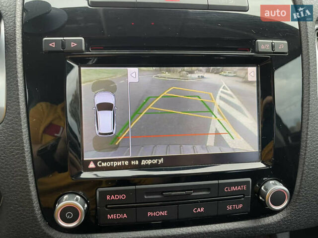 Фольксваген Туарег 2013 у Києві на Automoto.ua Чорний Фольксваген Туарег, об'ємом двигуна 2.97 л та пробігом 244 тис. км за 19200 $, фото 17 на Automoto.ua