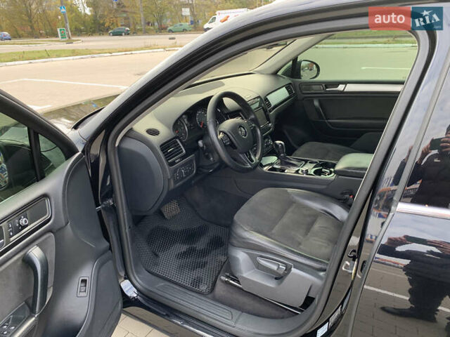 Чорний Фольксваген Туарег, об'ємом двигуна 2.97 л та пробігом 325 тис. км за 19500 $, фото 11 на Automoto.ua