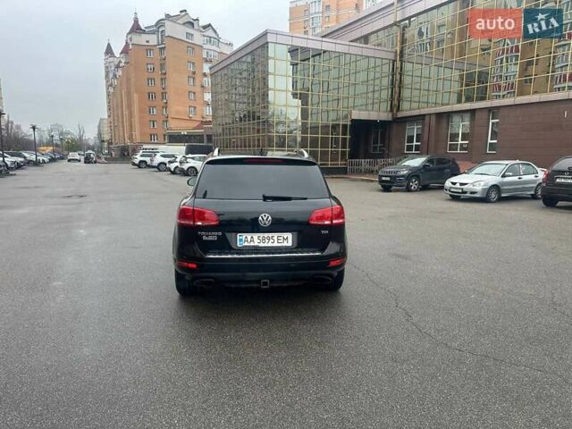 Черный Фольксваген Туарег, объемом двигателя 2.97 л и пробегом 188 тыс. км за 17000 $, фото 2 на Automoto.ua