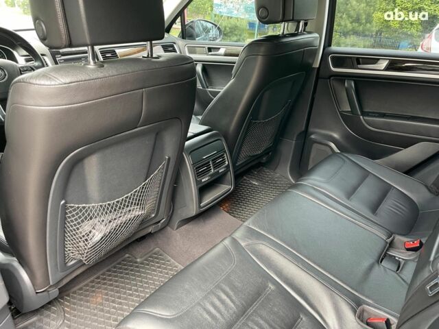 Чорний Фольксваген Туарег, об'ємом двигуна 3 л та пробігом 197 тис. км за 27490 $, фото 17 на Automoto.ua