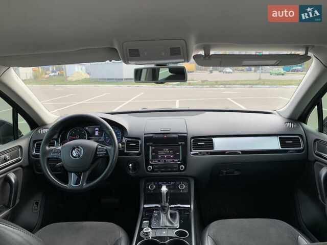 Чорний Фольксваген Туарег, об'ємом двигуна 2.97 л та пробігом 325 тис. км за 19500 $, фото 19 на Automoto.ua