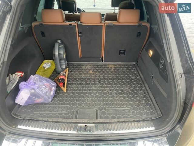 Черный Фольксваген Туарег, объемом двигателя 2.97 л и пробегом 348 тыс. км за 19500 $, фото 37 на Automoto.ua