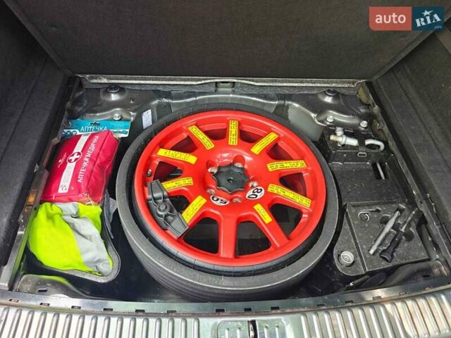 Чорний Фольксваген Туарег, об'ємом двигуна 2.97 л та пробігом 292 тис. км за 22500 $, фото 4 на Automoto.ua