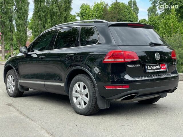 Чорний Фольксваген Туарег, об'ємом двигуна 3 л та пробігом 197 тис. км за 27490 $, фото 12 на Automoto.ua