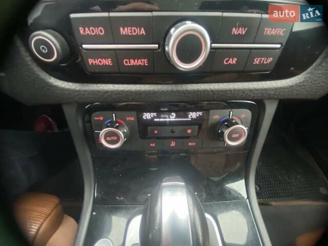 Черный Фольксваген Туарег, объемом двигателя 2.97 л и пробегом 348 тыс. км за 19500 $, фото 32 на Automoto.ua