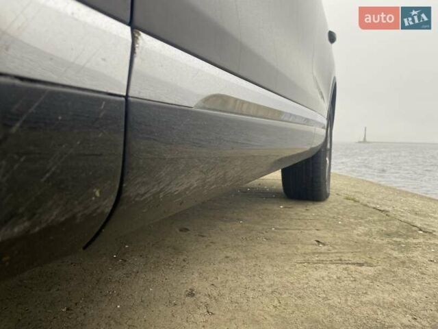 Черный Фольксваген Туарег, объемом двигателя 2.97 л и пробегом 348 тыс. км за 19500 $, фото 23 на Automoto.ua