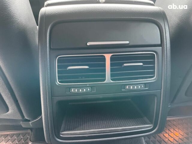 Чорний Фольксваген Туарег, об'ємом двигуна 3 л та пробігом 197 тис. км за 27490 $, фото 19 на Automoto.ua