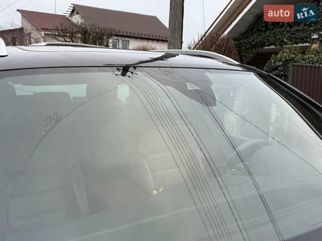 Чорний Фольксваген Туарег, об'ємом двигуна 4.13 л та пробігом 258 тис. км за 28500 $, фото 6 на Automoto.ua