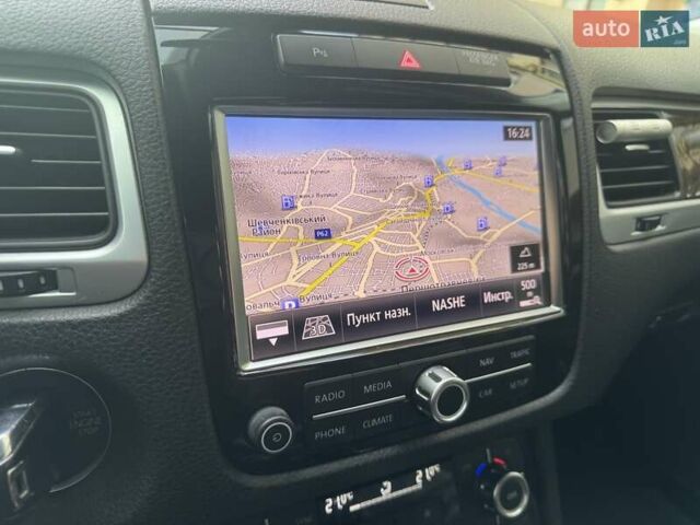 Фольксваген Туарег 2013 в Черновцах на Automoto.ua Черный Фольксваген Туарег, объемом двигателя 2.97 л и пробегом 250 тыс. км за 19900 $, фото 25 на Automoto.ua