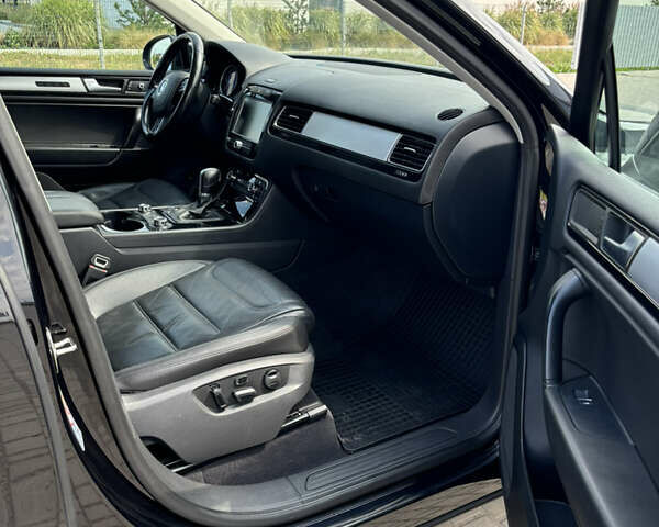 Черный Фольксваген Туарег, объемом двигателя 2.97 л и пробегом 292 тыс. км за 23199 $, фото 10 на Automoto.ua