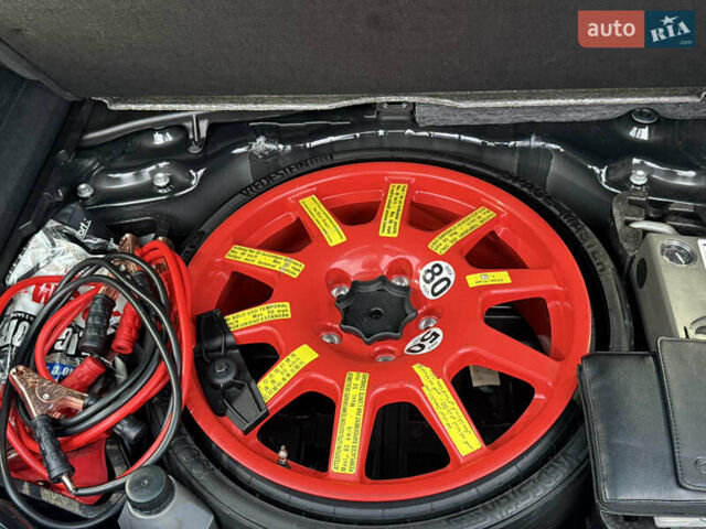 Чорний Фольксваген Туарег, об'ємом двигуна 4.13 л та пробігом 258 тис. км за 28500 $, фото 22 на Automoto.ua