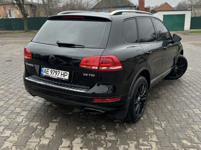 Черный Фольксваген Туарег, объемом двигателя 2.97 л и пробегом 157 тыс. км за 24500 $, фото 4 на Automoto.ua