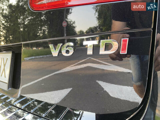 Черный Фольксваген Туарег, объемом двигателя 2.97 л и пробегом 185 тыс. км за 22999 $, фото 73 на Automoto.ua