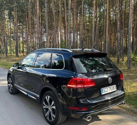 Чорний Фольксваген Туарег, об'ємом двигуна 3 л та пробігом 173 тис. км за 5900 $, фото 2 на Automoto.ua