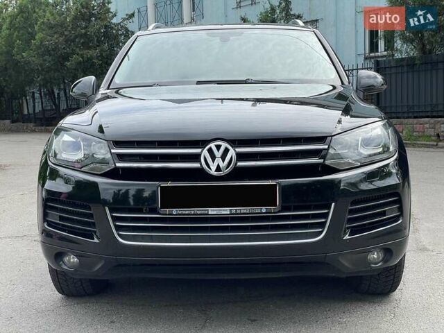 Чорний Фольксваген Туарег, об'ємом двигуна 2.97 л та пробігом 196 тис. км за 23500 $, фото 3 на Automoto.ua