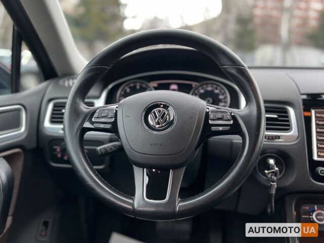 Чорний Фольксваген Туарег, об'ємом двигуна 3 л та пробігом 191 тис. км за 25300 $, фото 13 на Automoto.ua