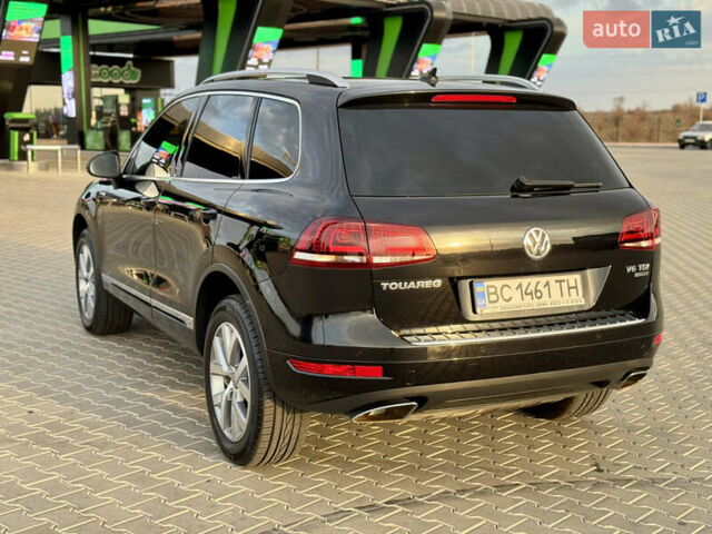 Черный Фольксваген Туарег, объемом двигателя 3 л и пробегом 275 тыс. км за 20999 $, фото 6 на Automoto.ua