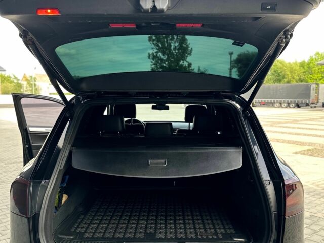 Фольксваген Туарег 2013 в Иршава на Automoto.ua Черный Фольксваген Туарег, объемом двигателя 3 л и пробегом 293 тыс. км за 20500 $, фото 12 на Automoto.ua