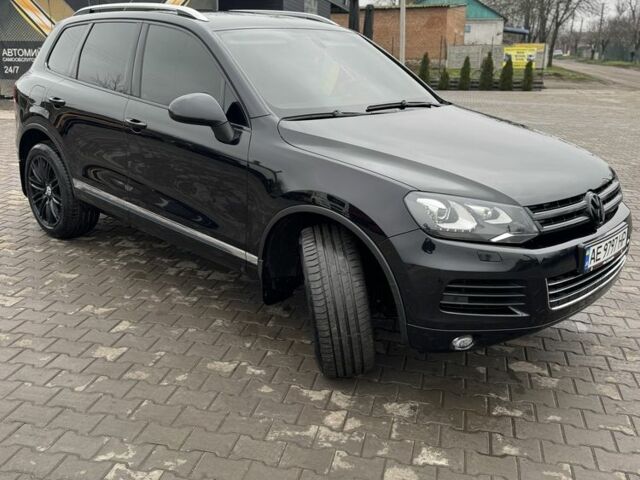 Черный Фольксваген Туарег, объемом двигателя 2.97 л и пробегом 157 тыс. км за 24500 $, фото 2 на Automoto.ua